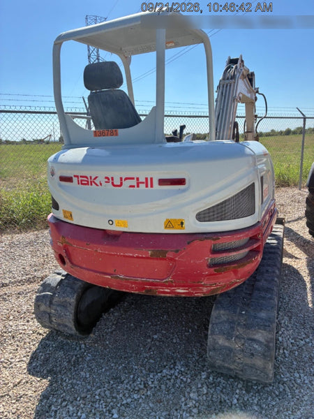 2021 TAKEUCHI TB250-2