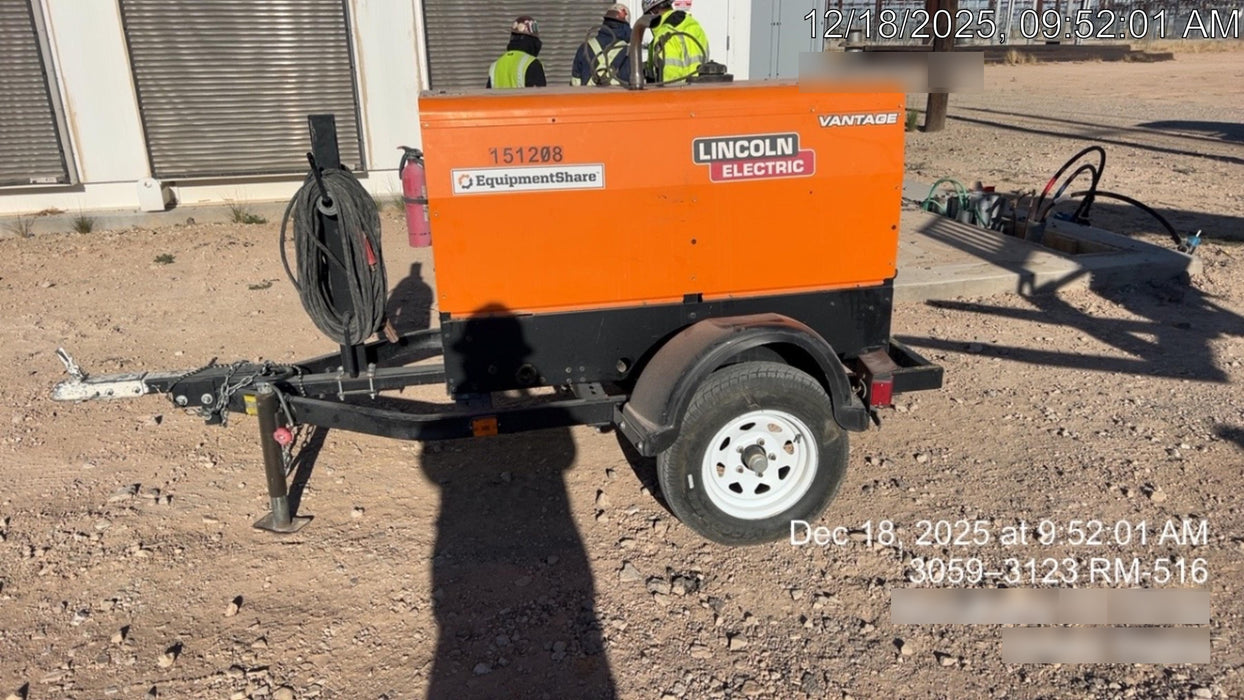 2021 Lincoln Electric Vantage 322 Vantage 322 Ready Pak 3 w/ Telematics & Decals, ORANGE (includes trailer, cable rack, fender light kit)
