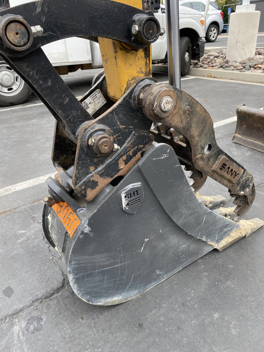 2024 STEEL UNLIMITED 12" Bucket, Mini Excavator. Steel Unlimited