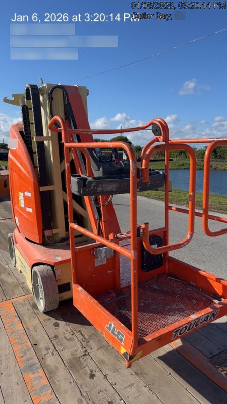 2022 JLG 26E