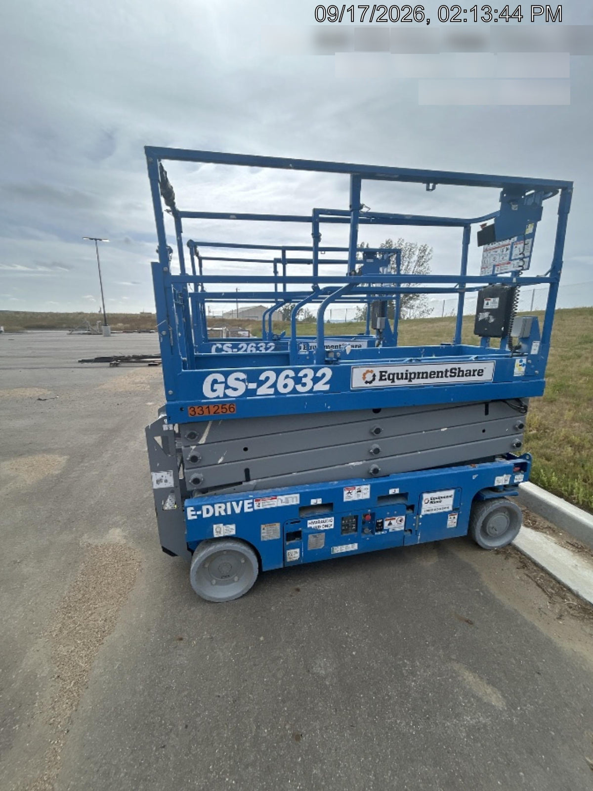 2023 GENIE GS-2632