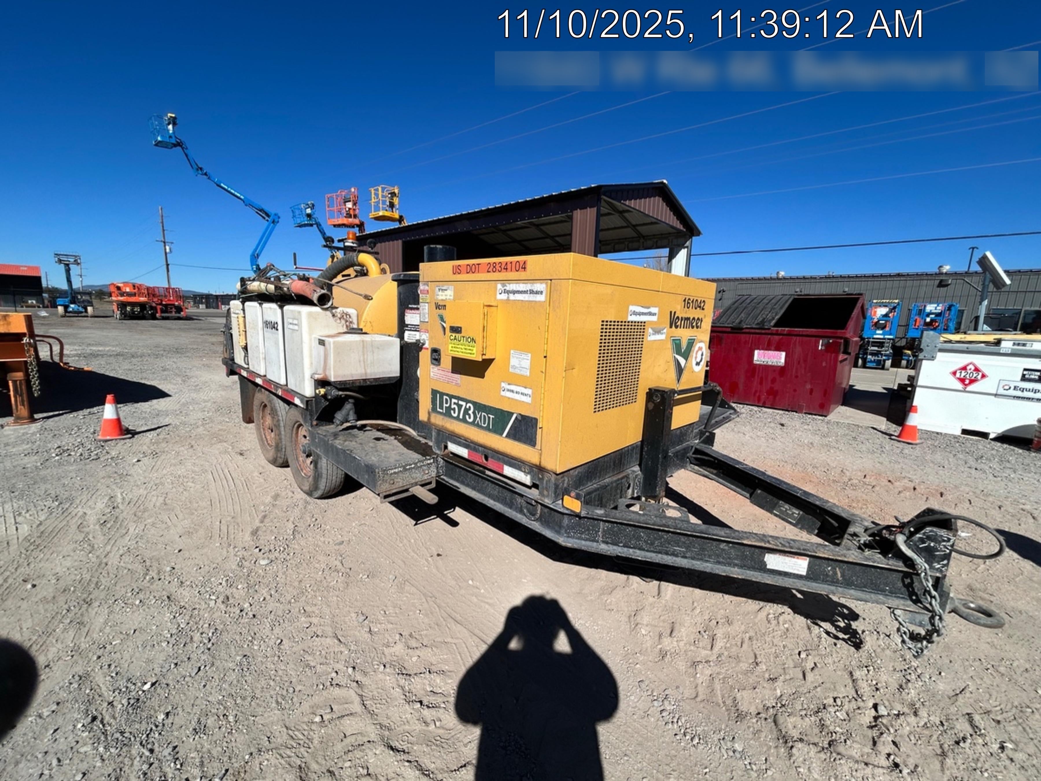 2021 Vac-Tron LP573XDT T4 Koehler Diesel Engine, 500 Gallon Debris Tank, x2 100 Gallon Water Tanks