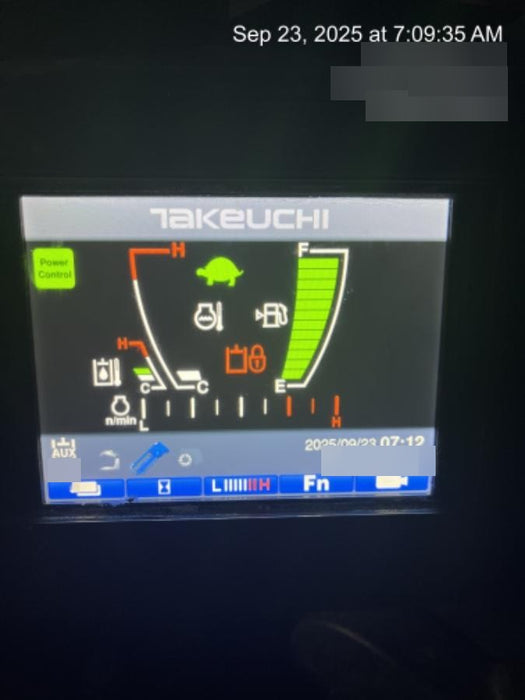2022 TAKEUCHI TL8R2-CR