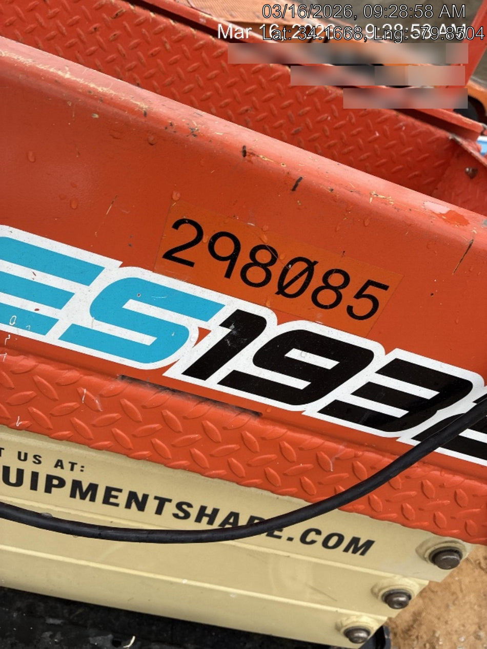 2023 JLG ES1932