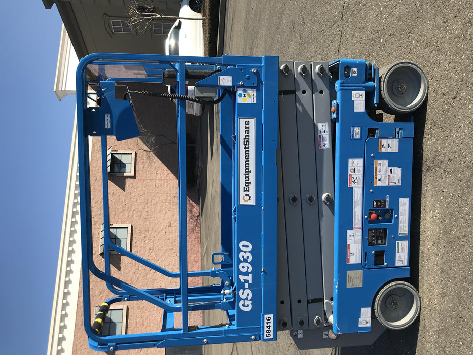 2019 Genie GS-1930 Half Height Swing Gate, 800W Inverter