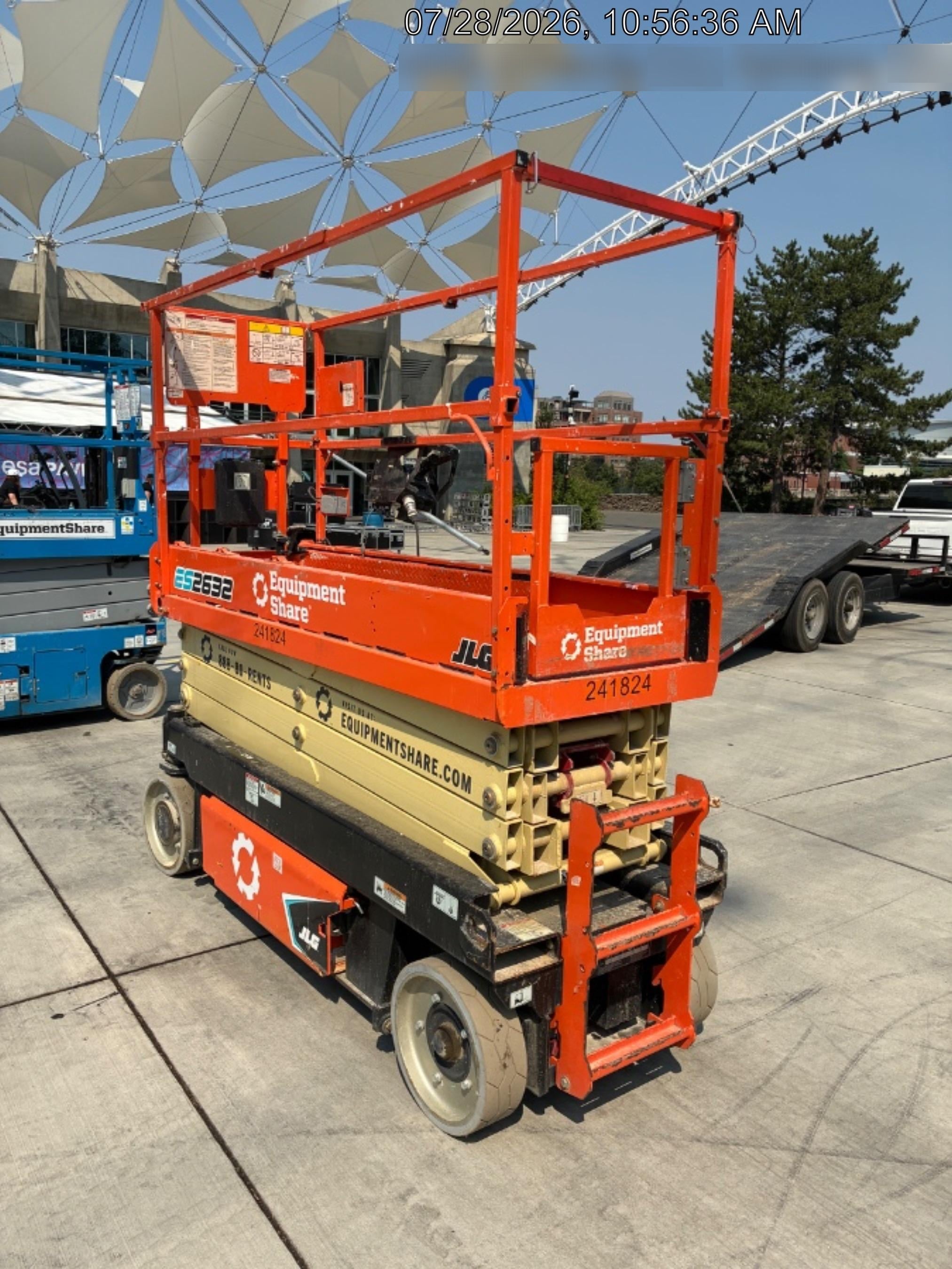 2022 JLG ES2632