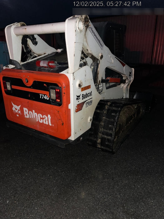 2021 BOBCAT T740