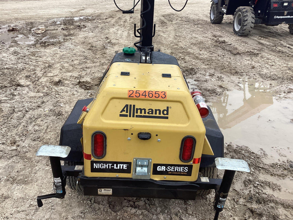 2022 Allmand NLV3GR (4) LED Light Fixture 350W, 23' Vertical Mast, 3kW Prime, Towable, ES Decals, T3