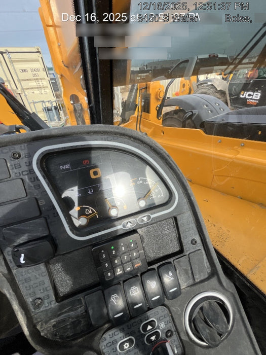 2022 JCB 510-56