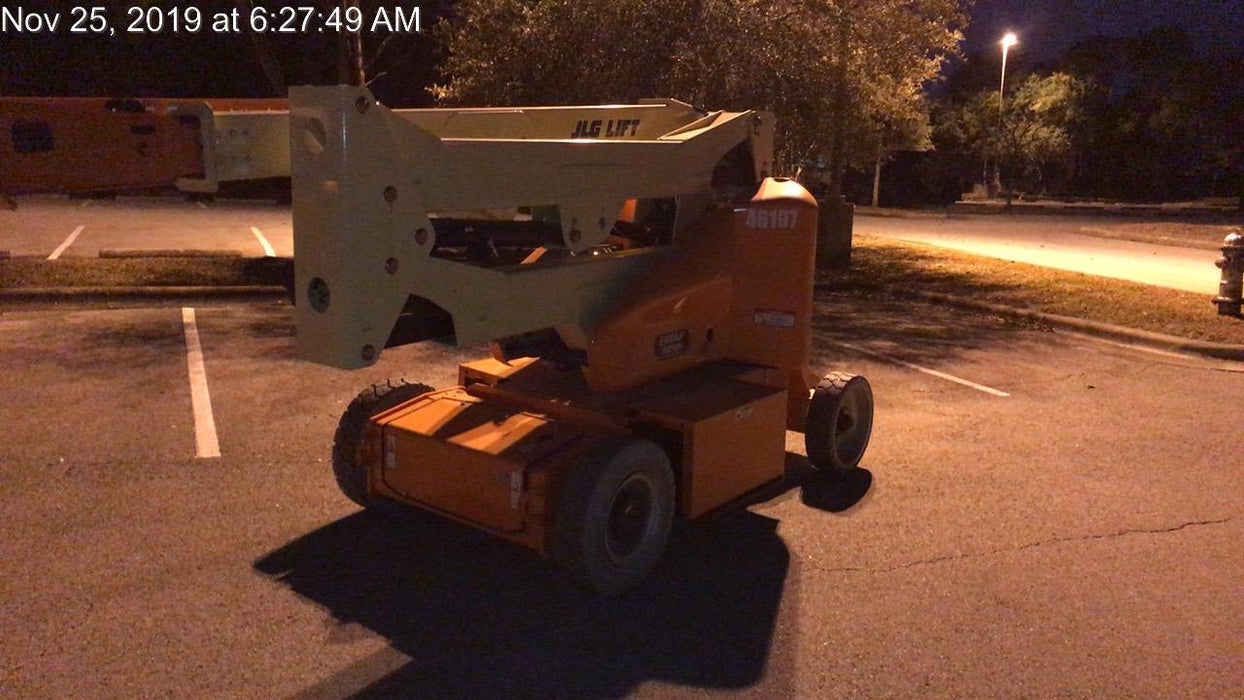 2019 JLG E400AJPN