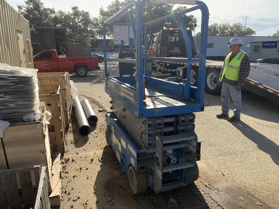 2019 Genie GS-1930 Fixed Rails with Chain Entry