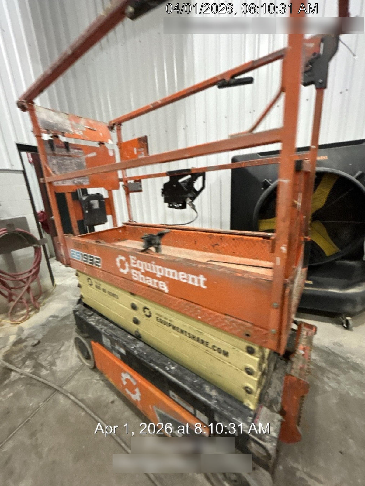 2022 JLG ES1932