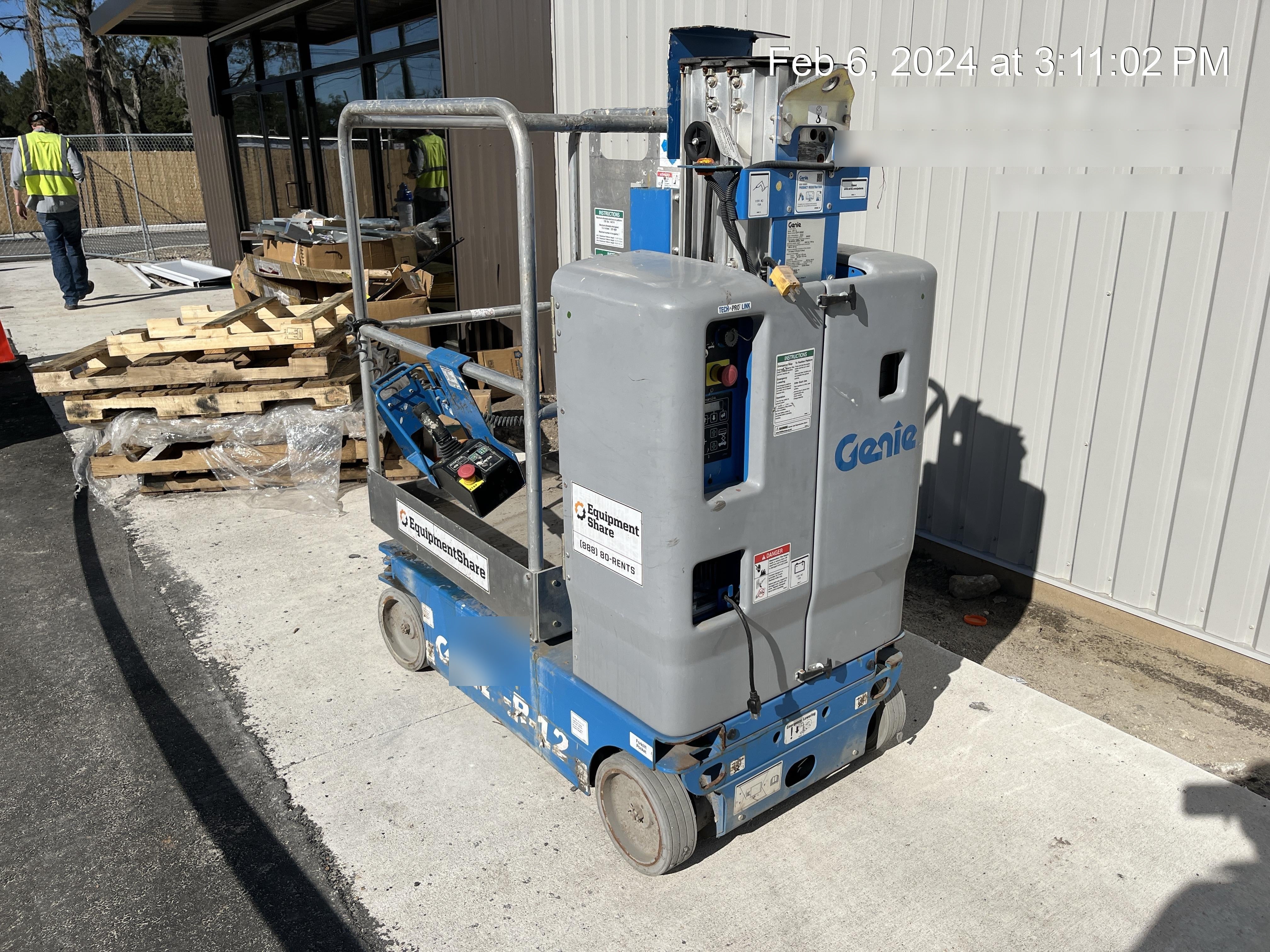 2020 GENIE GR-12