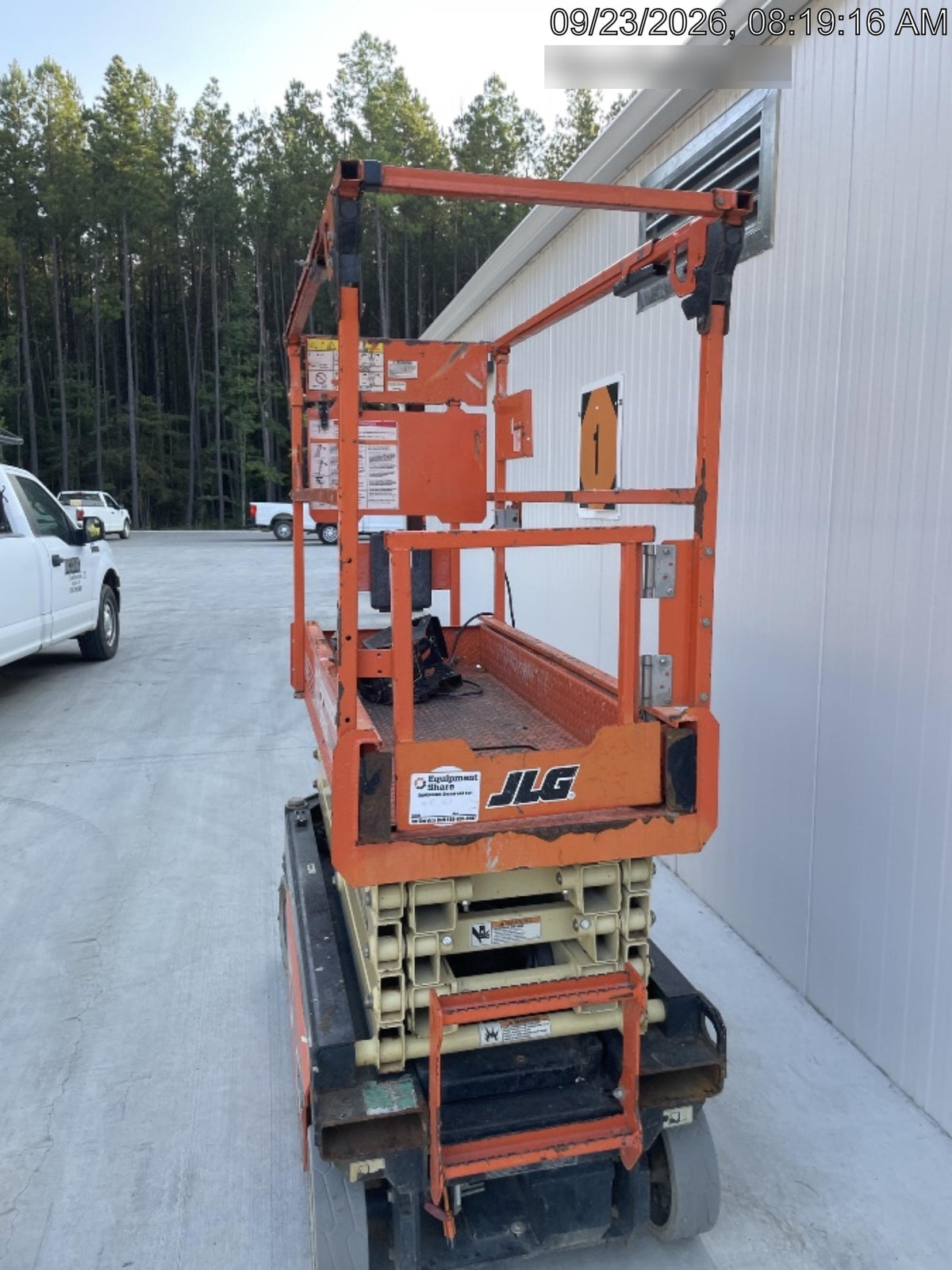 2022 JLG ES1932
