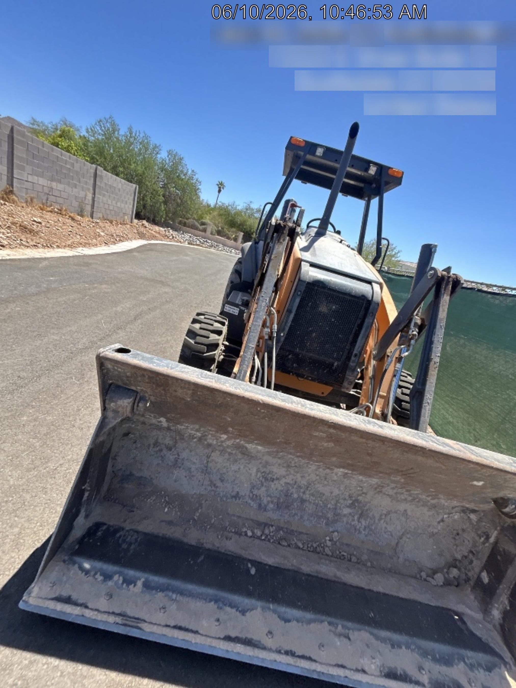 2022 CASE 570N EP