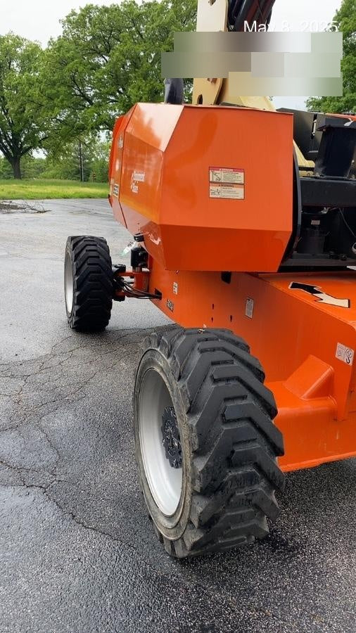 2022 JLG 860SJ