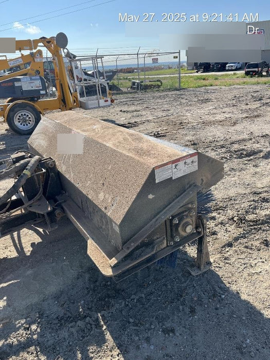 2022 TAKEUCHI 84" Broom - Takeuchi