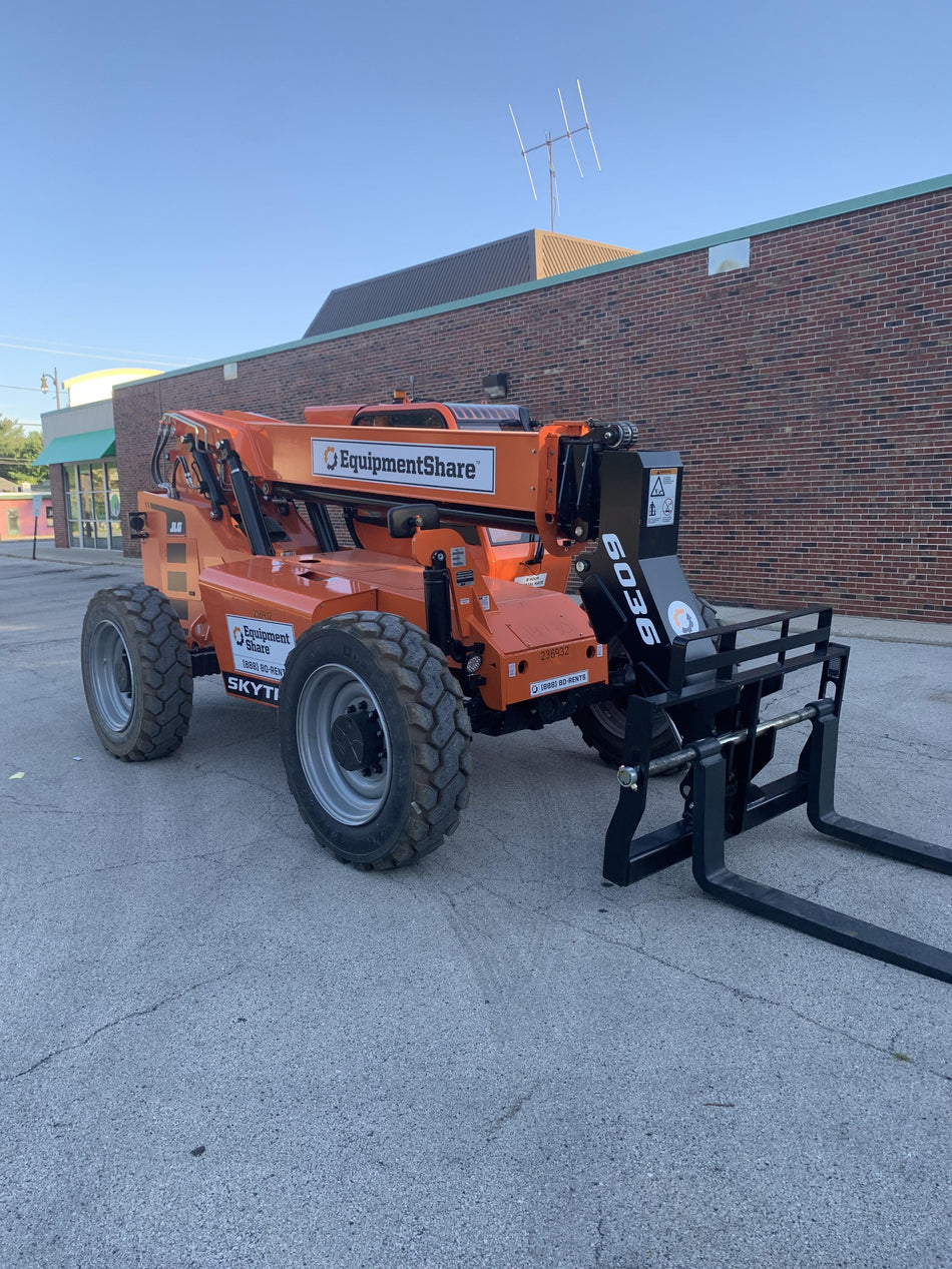 2022 SKYTRAK 6036