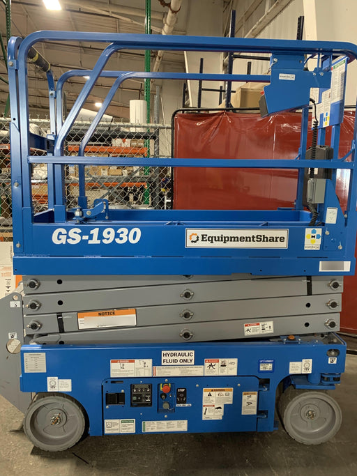 2019 Genie GS-1930 Half Height Swing Gate, 800W Inverter