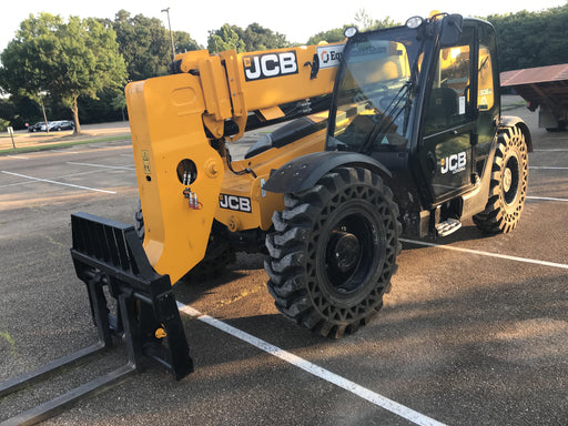 2020 JCB 506-36 Cab/Heat/Air, 74 HP, Solid Tires, STD Worklight, Beacon, Aux Hydraulics, Lifting Eye, Back up Alarm w/48" Carriage/48" Forks