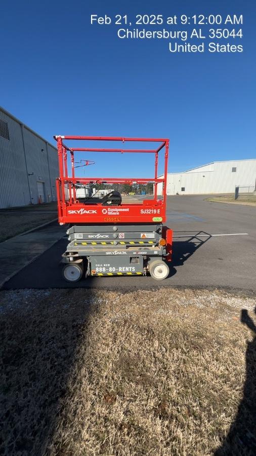 2024 Skyjack SJ3219 Electric Drive, Sld NM Tires, DBcns, RFRails, Power to Platform, T3 + Access Control