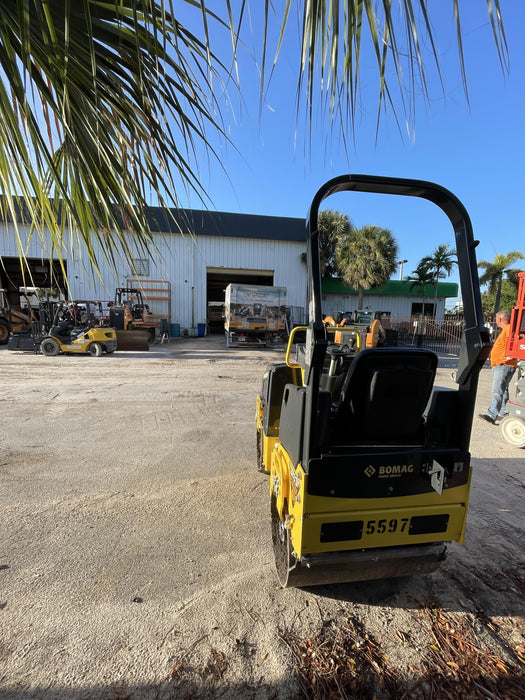 2022 BOMAG BW 900-50