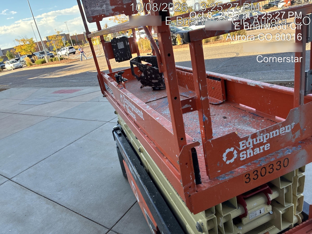 2023 JLG ES2632