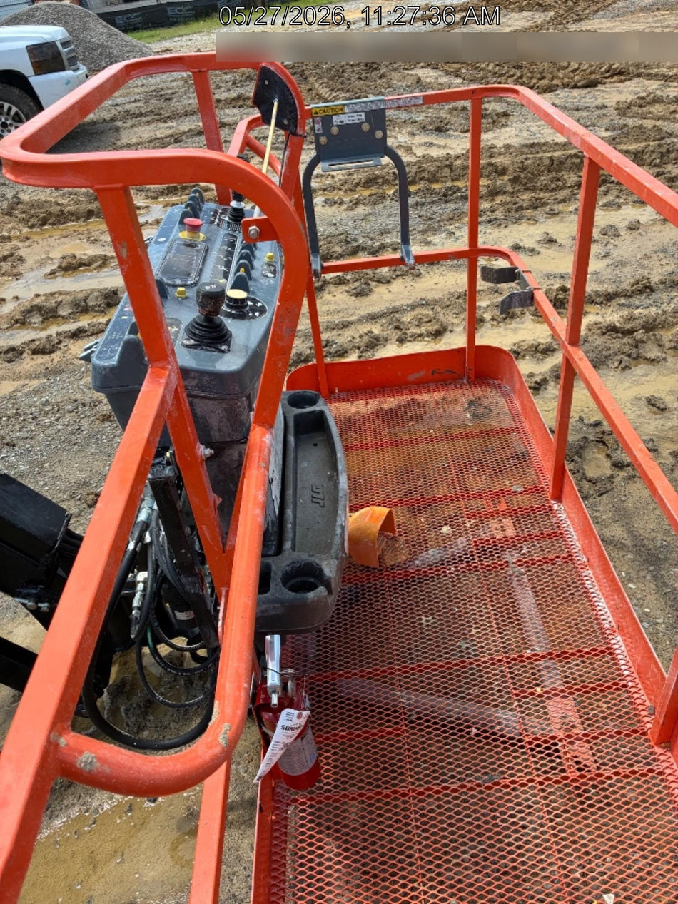 2025 JLG 660SJ
