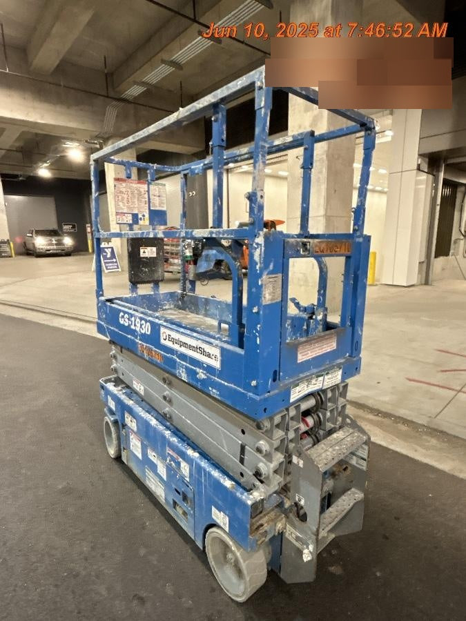 2020 Genie GS-1930 Solid Non Marking Tires, Beacon, Folding rails with half height swing gate