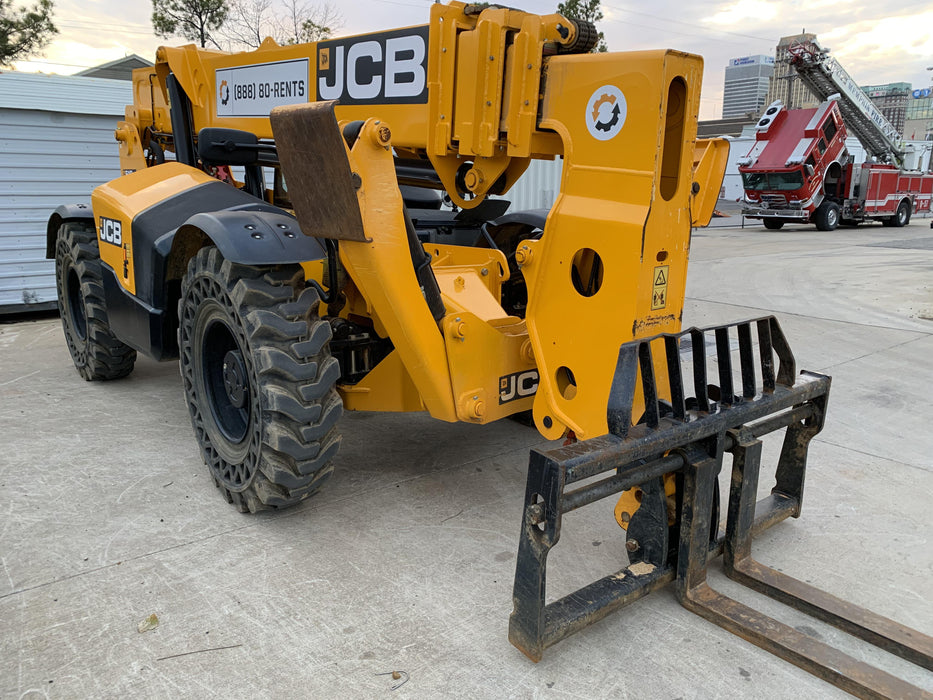 2019 JCB 510-56