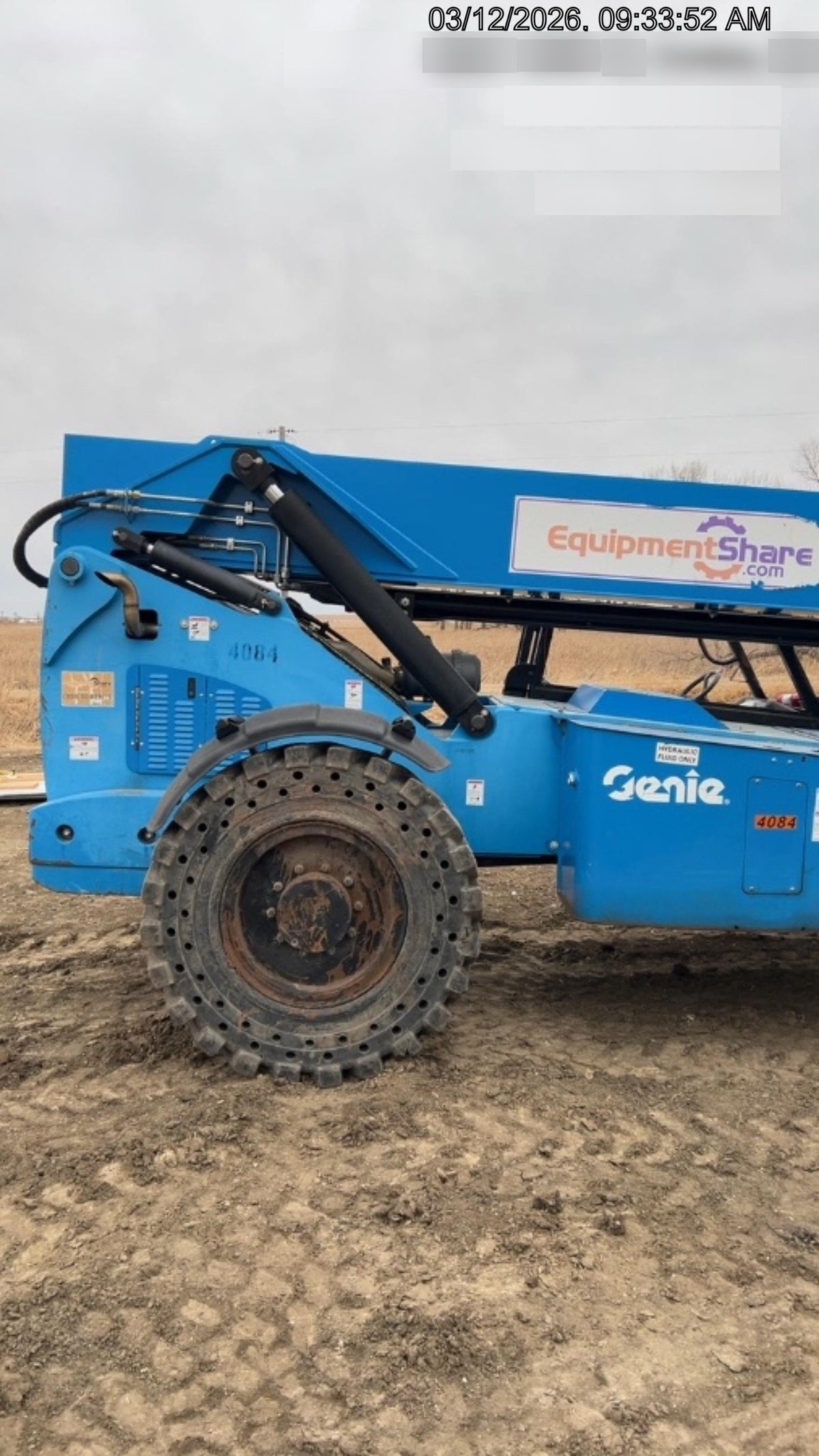 2017 GENIE GTH-1056