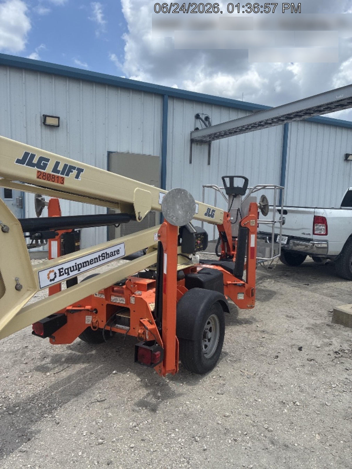 2022 JLG T350