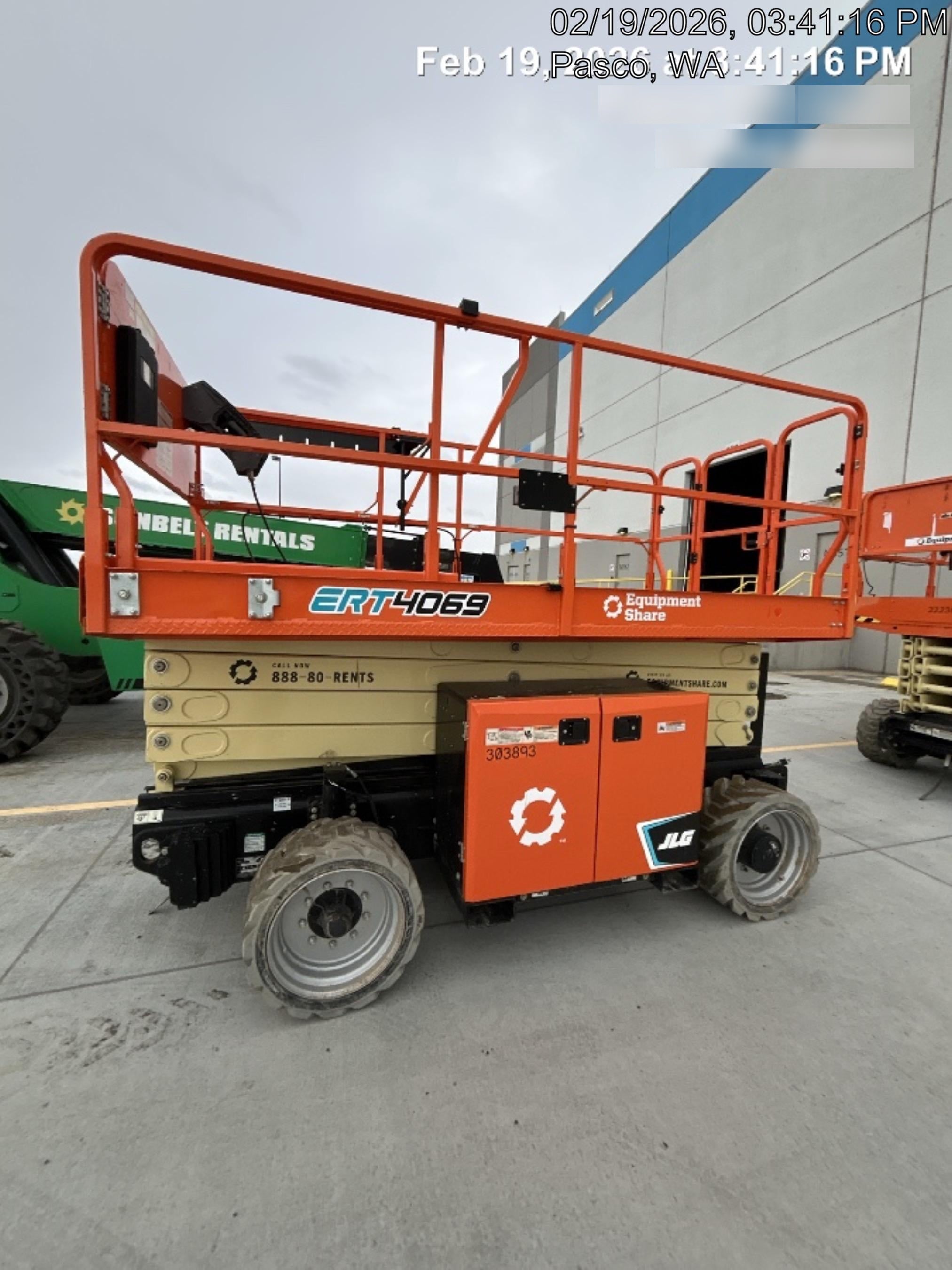 2023 JLG ERT4069
