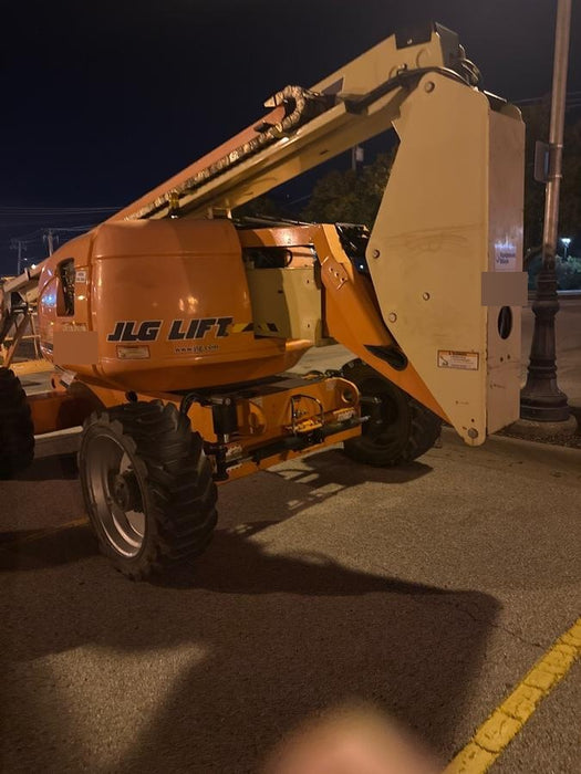 2019 JLG 600AJ