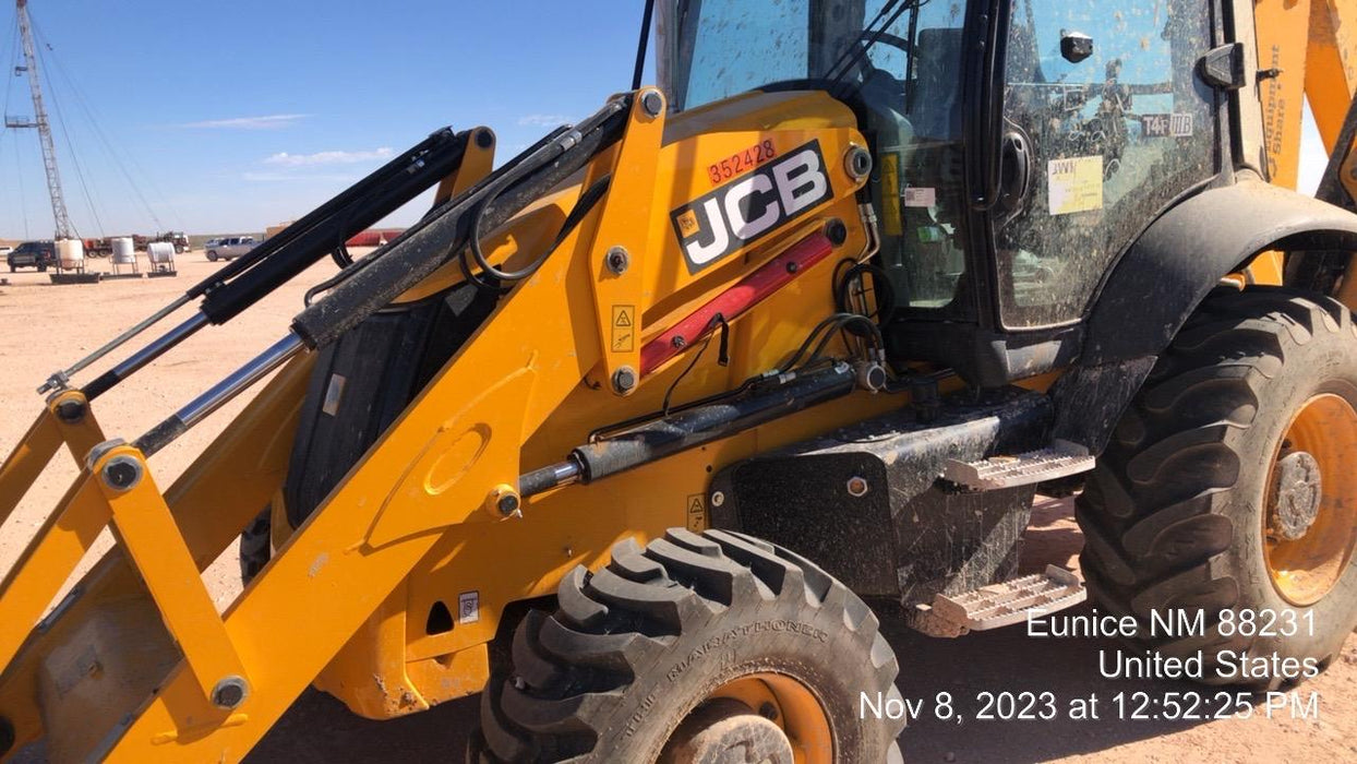 2023 JCB 3CX-14