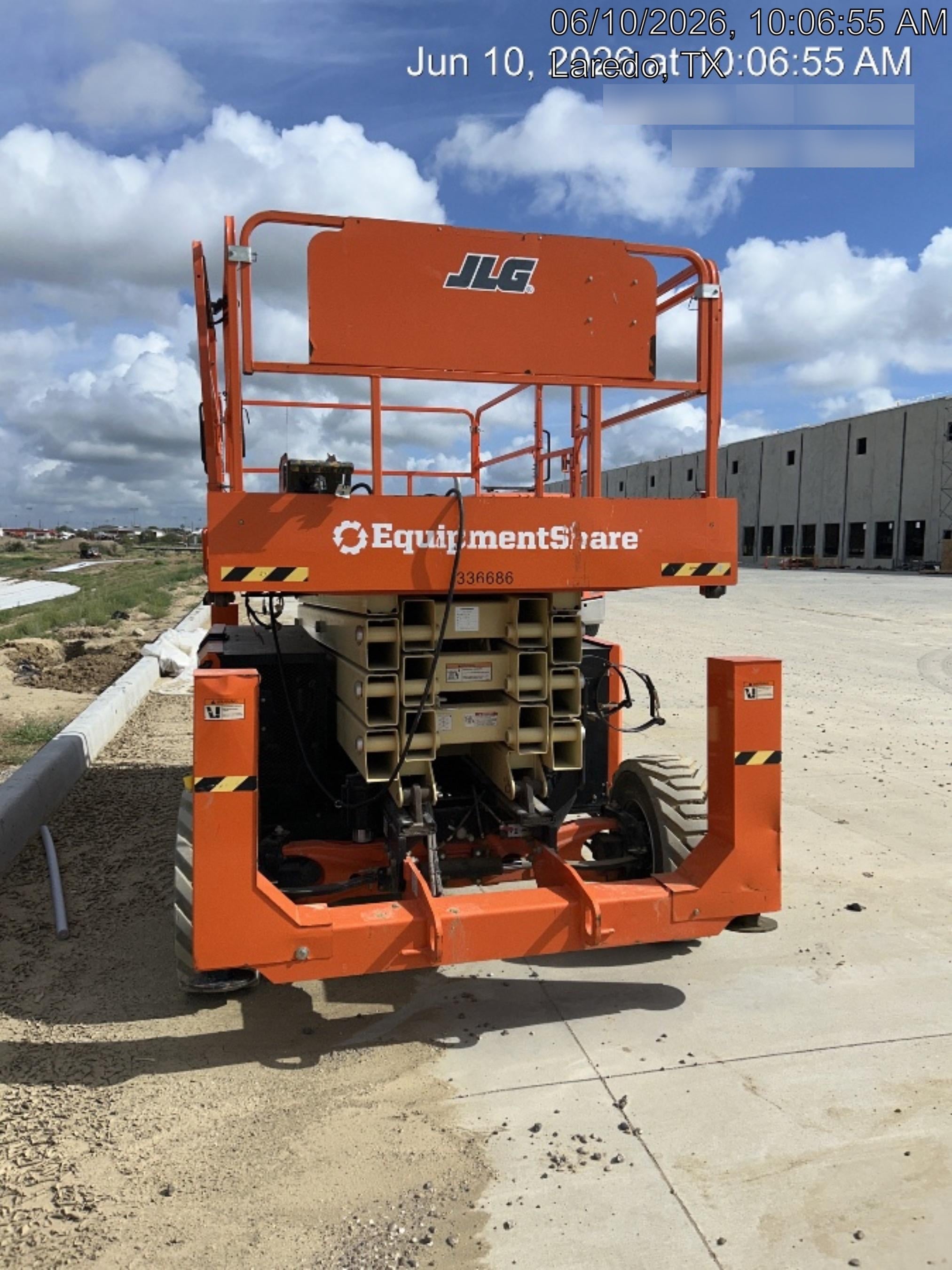 2023 JLG RT4394
