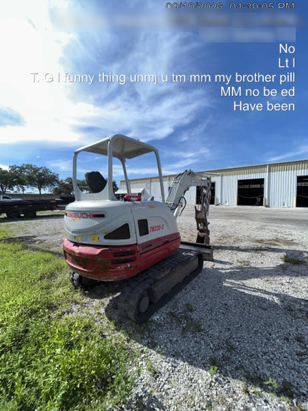 2022 TAKEUCHI TB235-2R