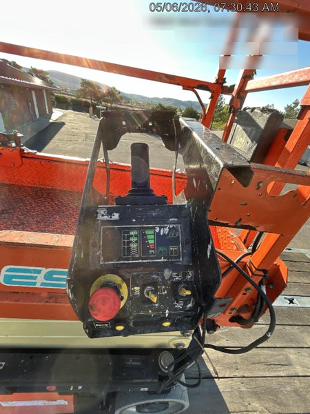 2022 JLG ES2632