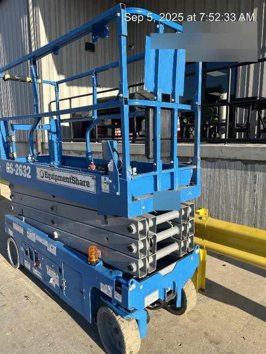 2019 Genie GS-2632 Genie GS-2632 Folding Rails, Swing Gate, EE Rated