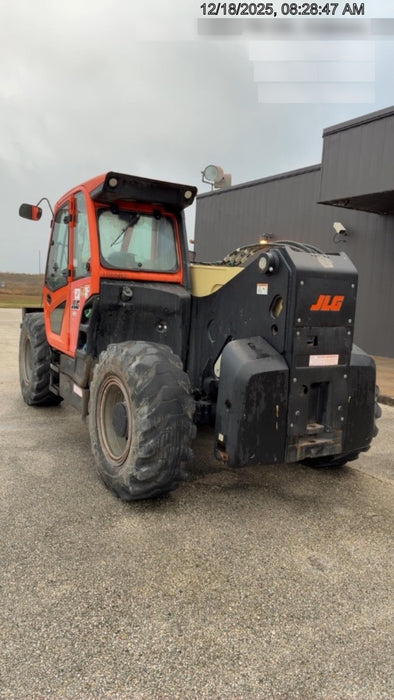 2021 JLG 1732