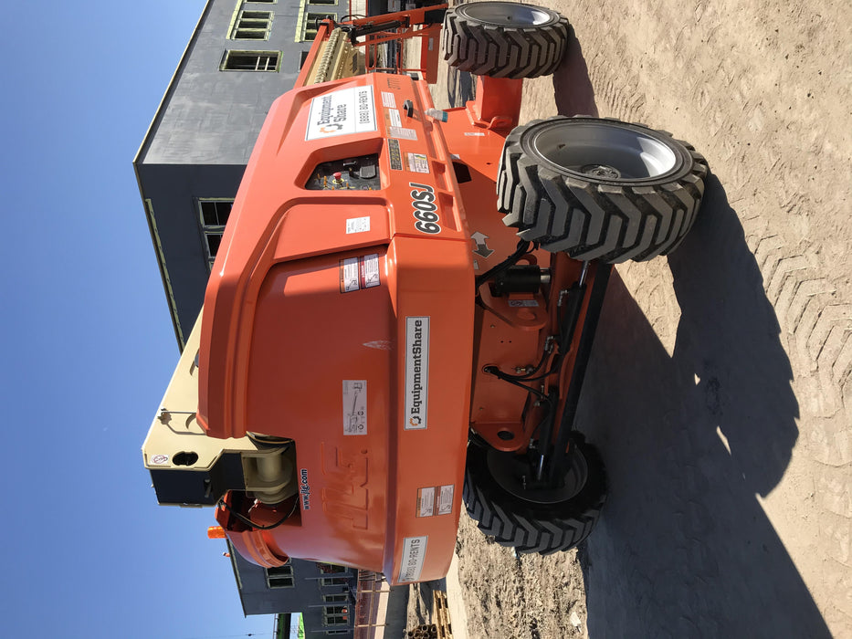 2019 JLG 660SJ