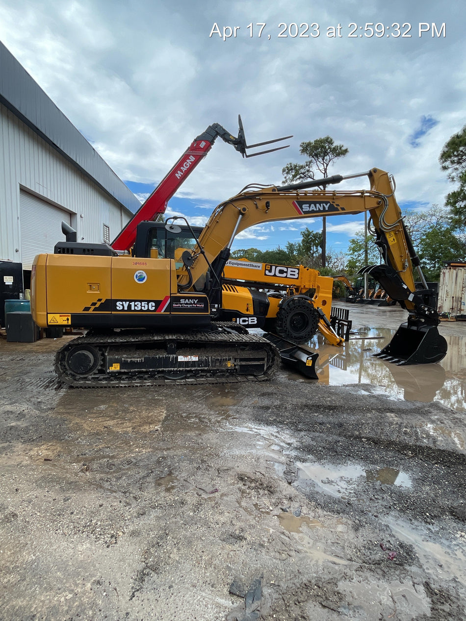 2023 SANY SY135S