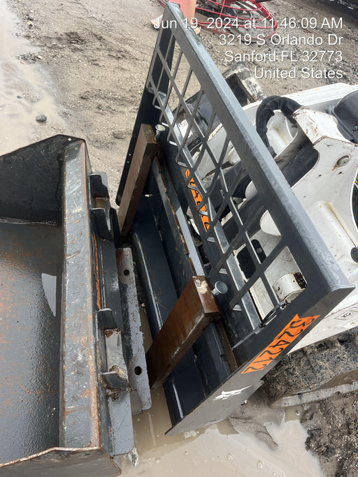 2023 BOBCAT 36" Mini Skid Steer Fork Carriage - Bobcat