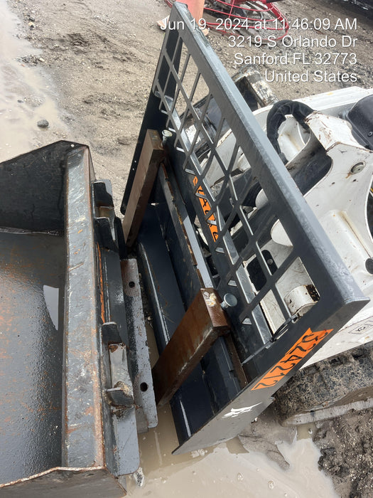 2023 BOBCAT 36" Mini Skid Steer Fork Carriage - Bobcat