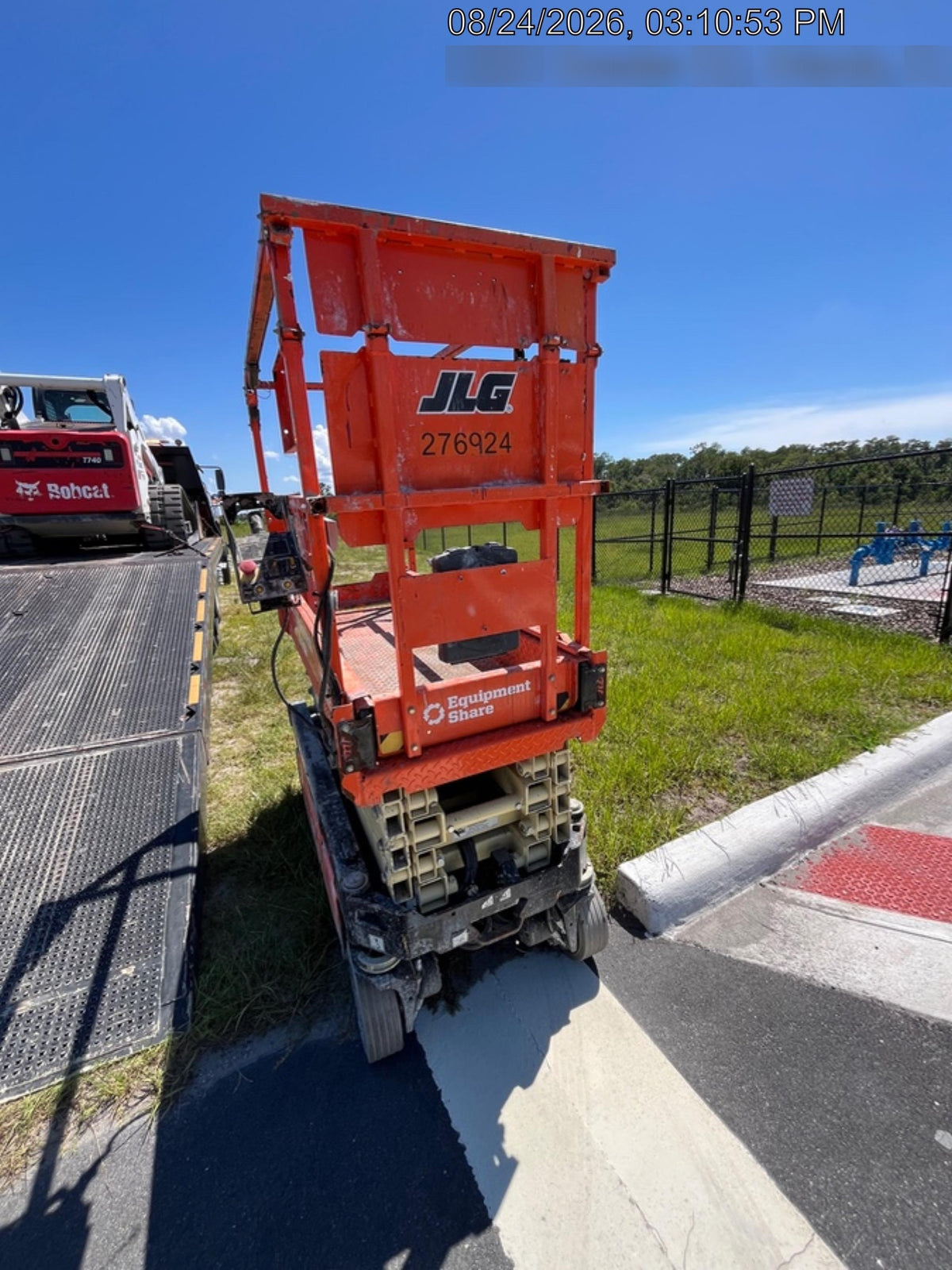 2022 JLG R1932