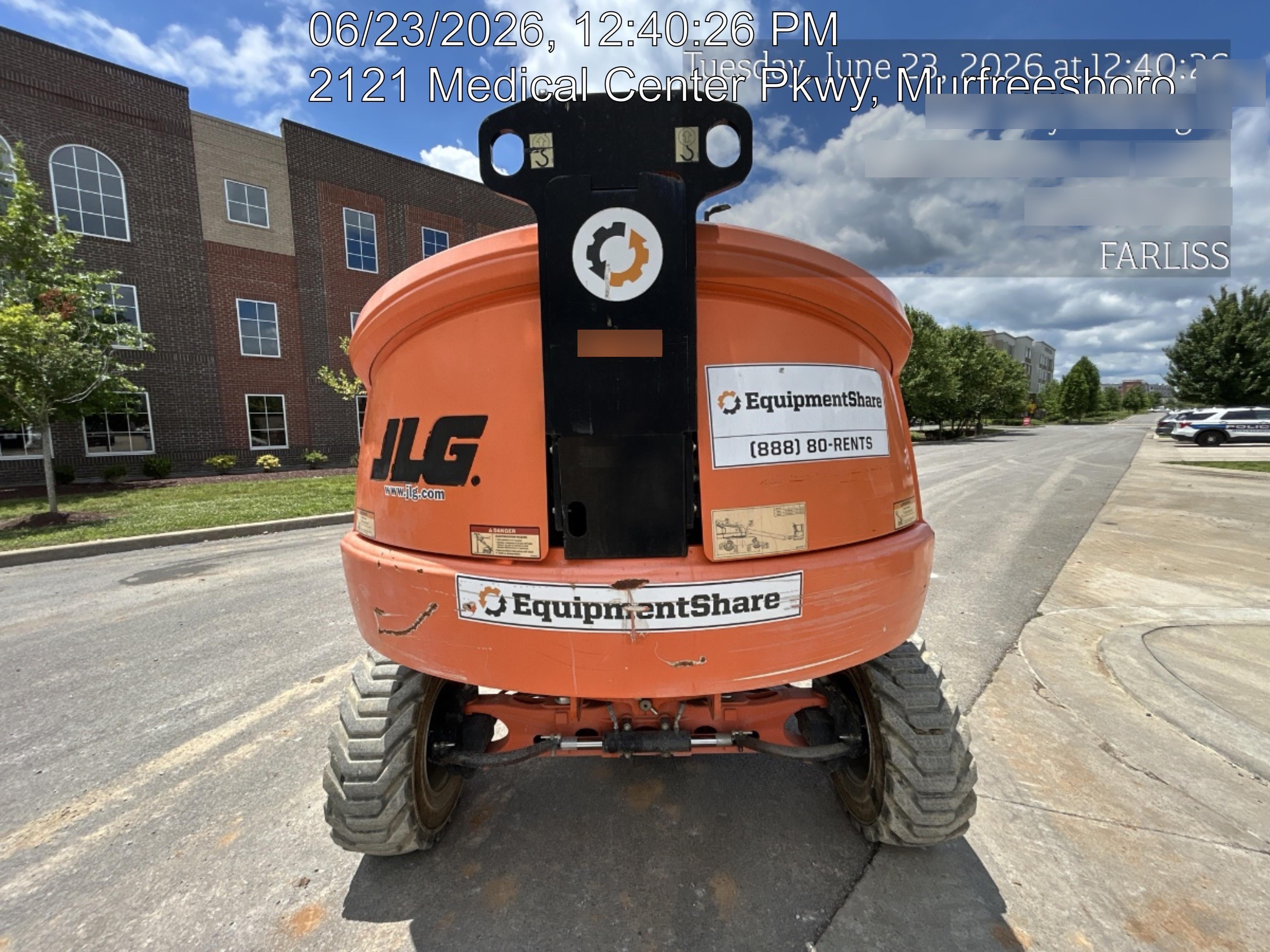 2019 JLG 400S