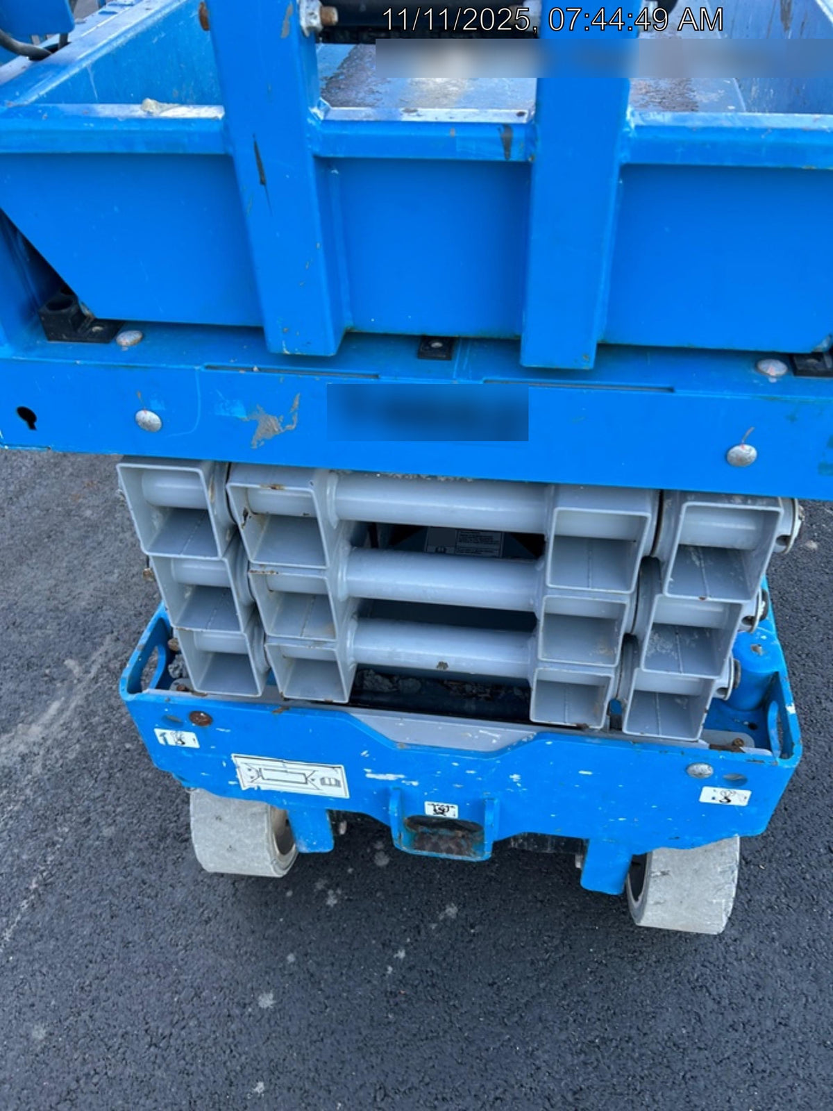 2020 Genie GS-1930 Fixed rails with chain entry gate - Pre A92.20