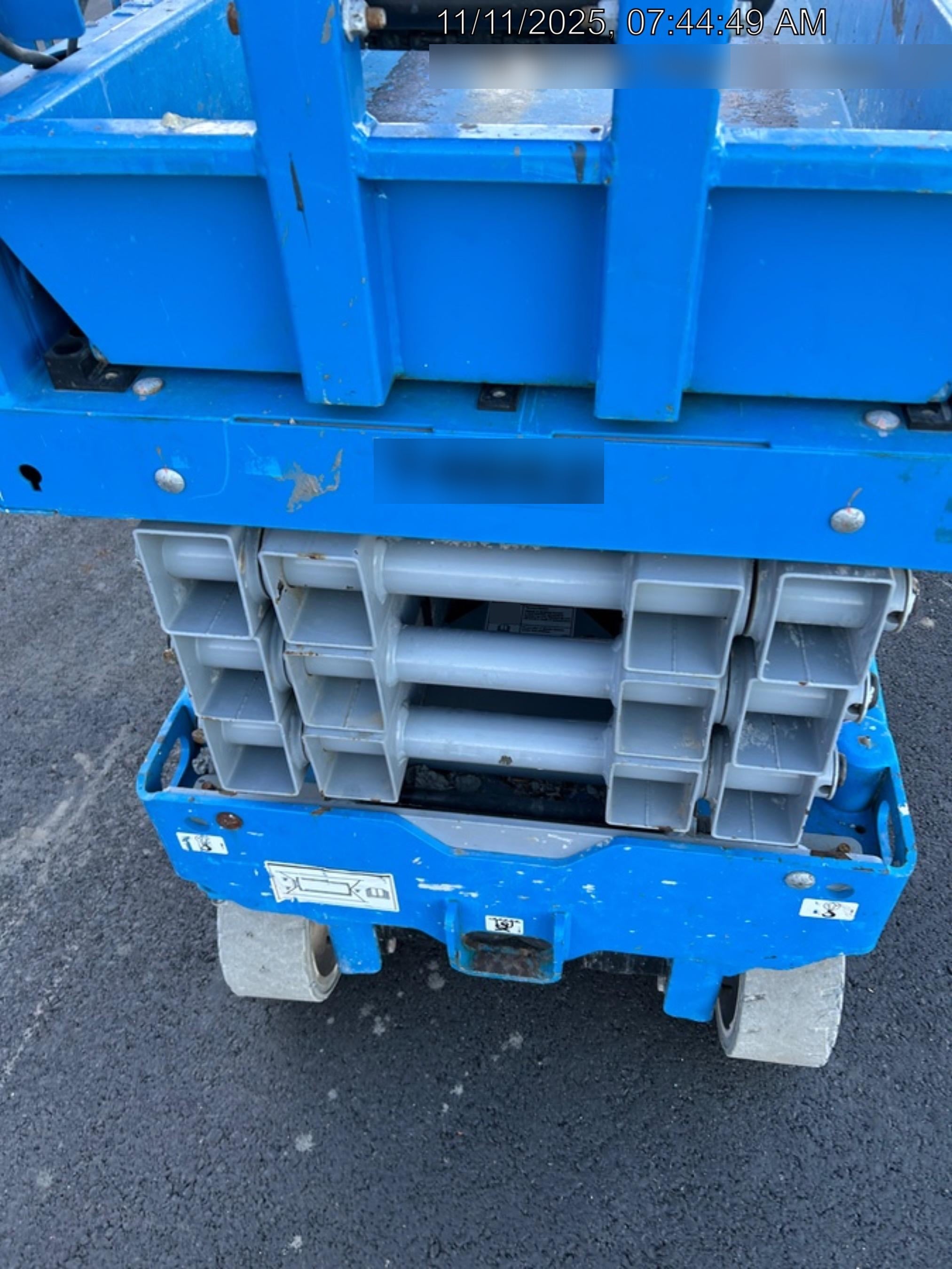 2020 Genie GS-1930 Fixed rails with chain entry gate - Pre A92.20