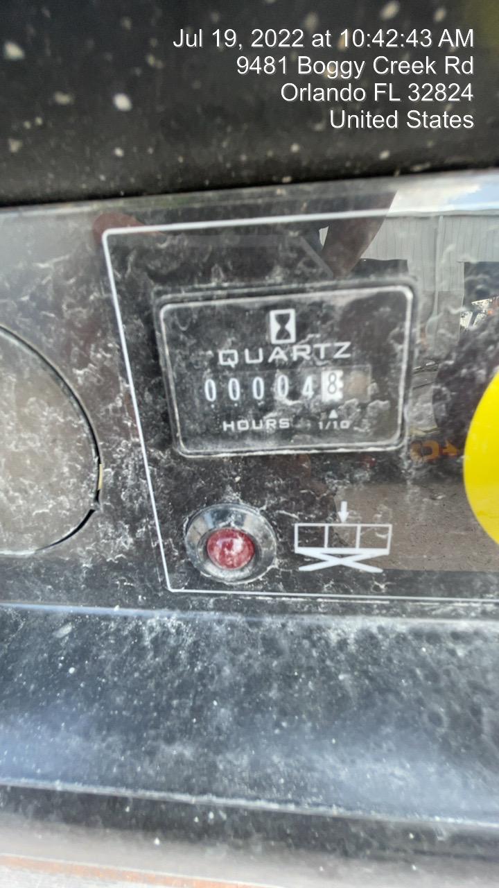 2022 JLG ES1330L