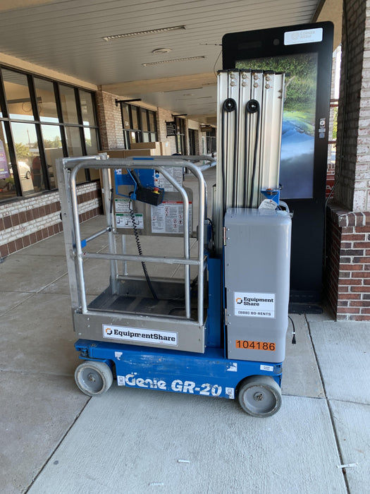 2020 GENIE GR-20